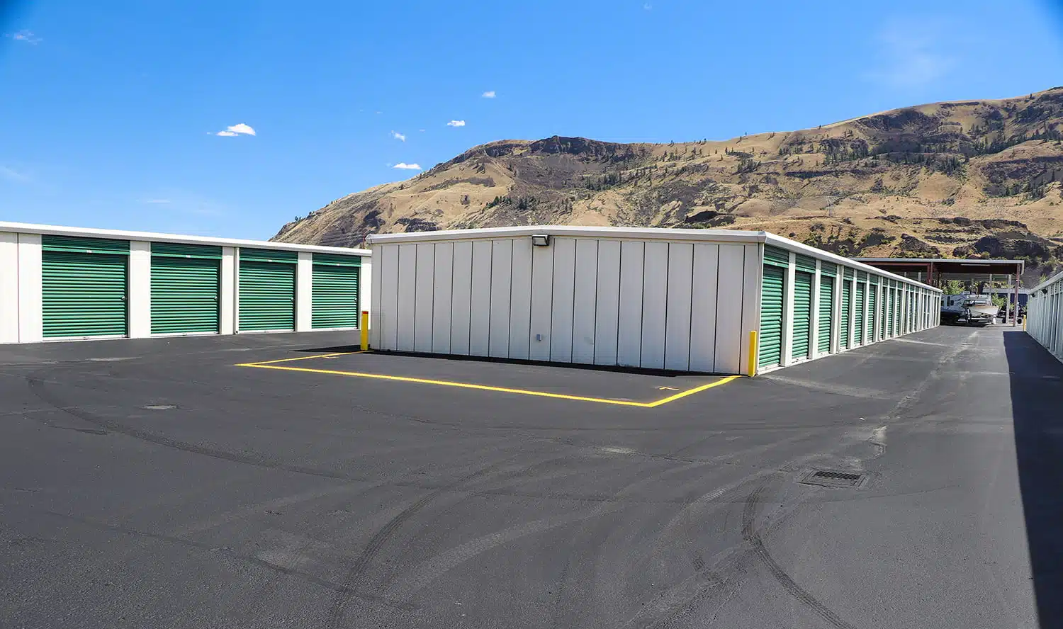 Self storage units with beautiful mountain background